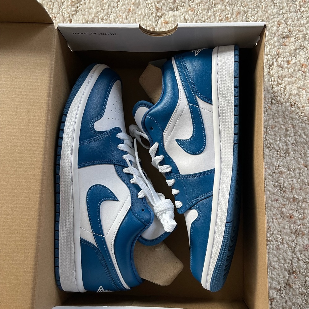 Air Jordan 1 Low “Marina Blue” sneakers
